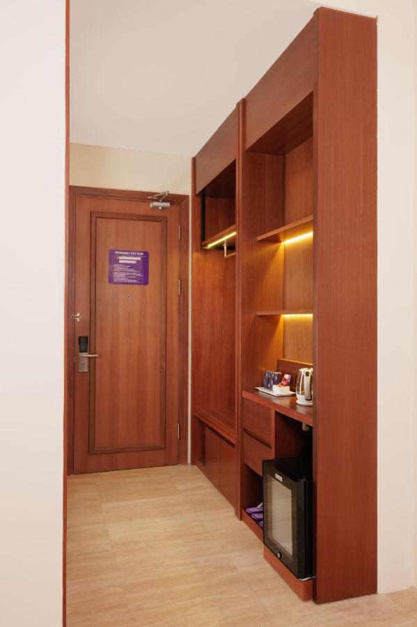 Fox Harris Hotel & Convention Banjarnegara Exterior foto