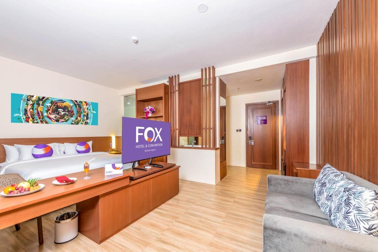 Fox Harris Hotel & Convention Banjarnegara Exterior foto